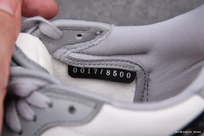 1 OG DR JORDAN LOW box) CN8607-002 X shoe (DR 0514